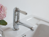 CHELSEA-Washbasin-tap-without-waste-Burlington-Bathrooms-507323-rel41d6a86d.jpg thumb image